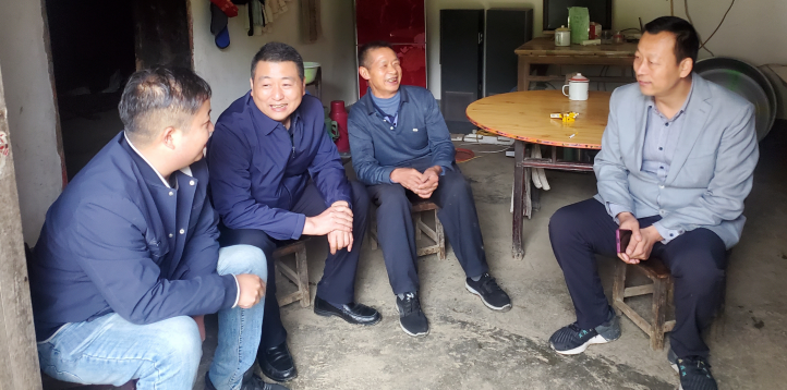 市發(fā)投集團深入幫扶村開展 “入戶走訪聽民意、問題排查惠民生、矛盾化解暖民心”活動